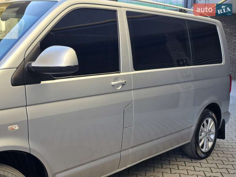 Минивэн Volkswagen Multivan 2013 в Хмельницком
