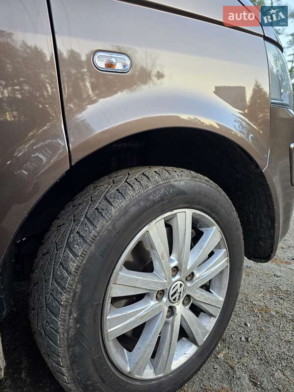 Мінівен Volkswagen Multivan 2012 в Малині