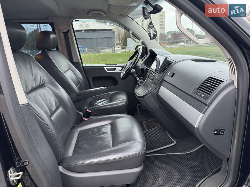Минивэн Volkswagen Multivan 2013 в Черкассах