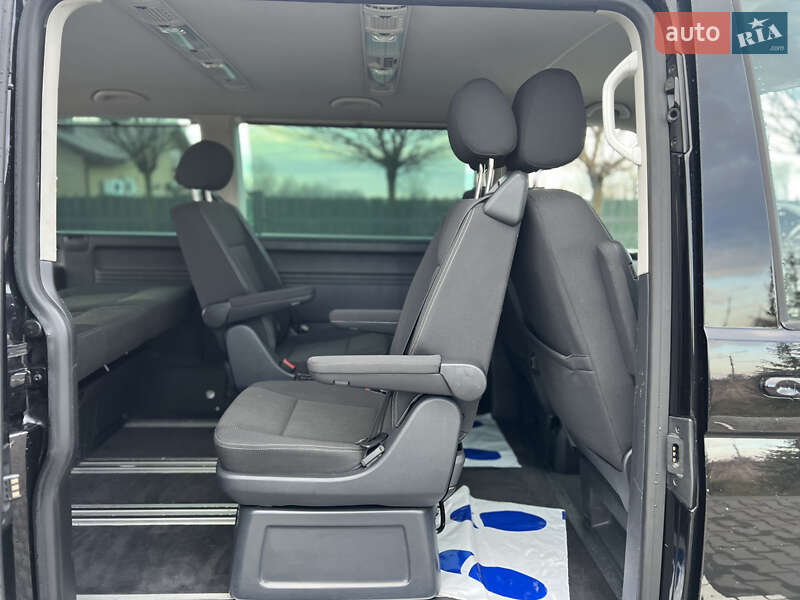 Минивэн Volkswagen Multivan 2017 в Луцке фото 25 Минивэн Volkswagen Multivan 2017 в Луцке