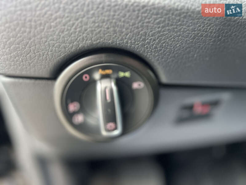 Минивэн Volkswagen Multivan 2017 в Луцке фото 30 Минивэн Volkswagen Multivan 2017 в Луцке