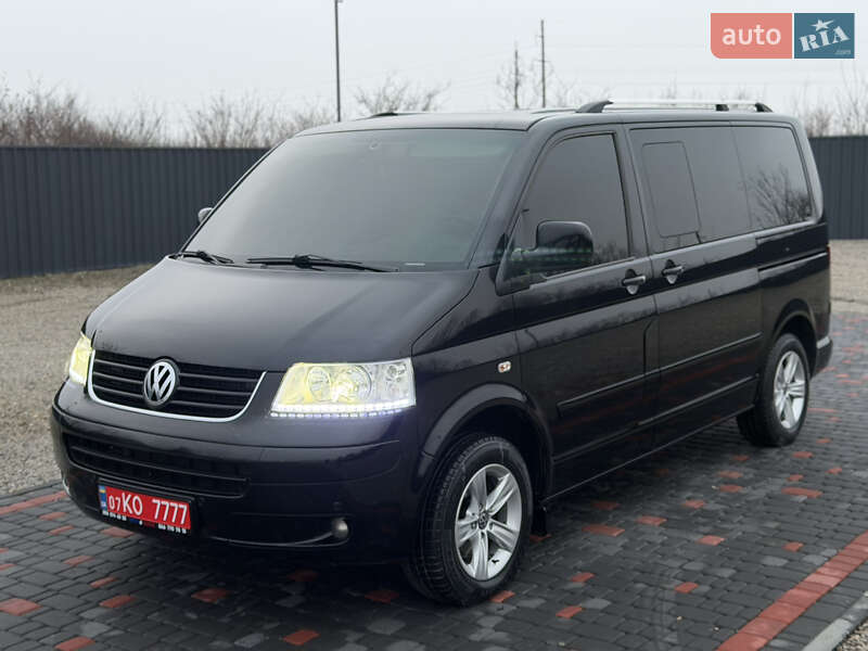 Минивэн Volkswagen Multivan 2009 в Берегово
