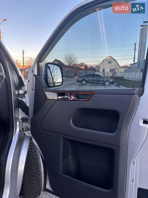 Минивэн Volkswagen Multivan 2009 в Прилуках фото 18 Минивэн Volkswagen Multivan 2009 в Прилуках