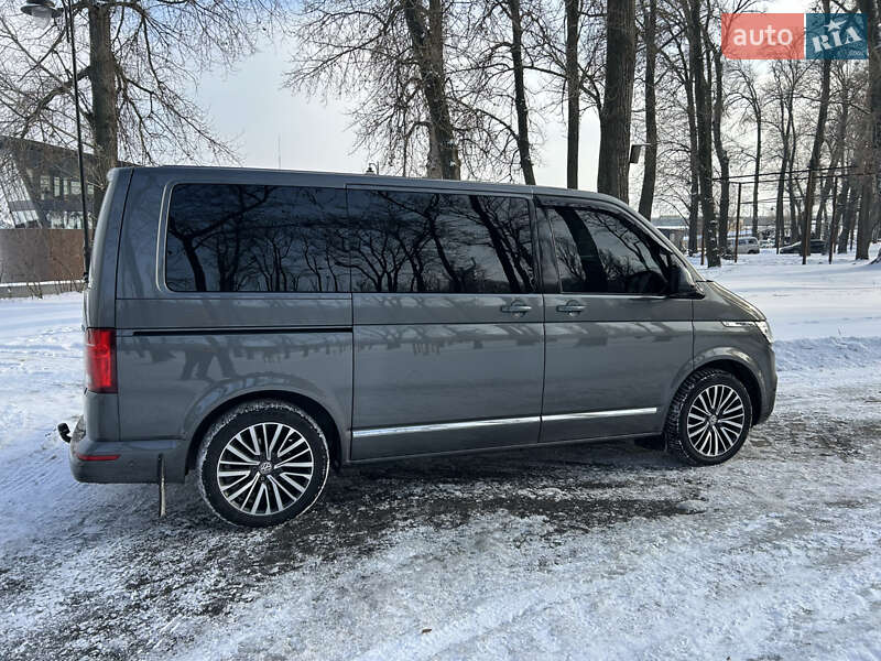 Минивэн Volkswagen Multivan 2020 в Киеве
