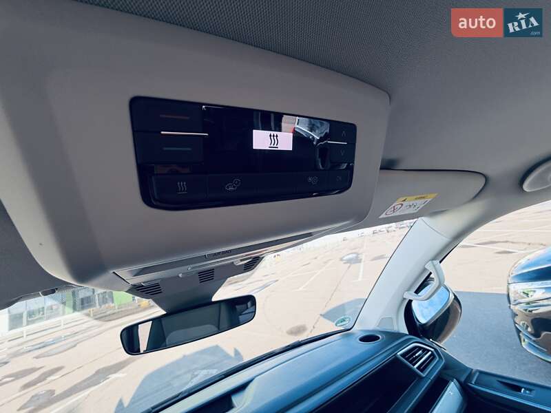 Минивэн Volkswagen Multivan 2019 в Одессе фото 10 Минивэн Volkswagen Multivan 2019 в Одессе