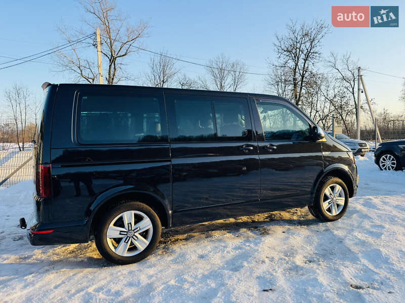 Минивэн Volkswagen Multivan 2018 в Иршаве