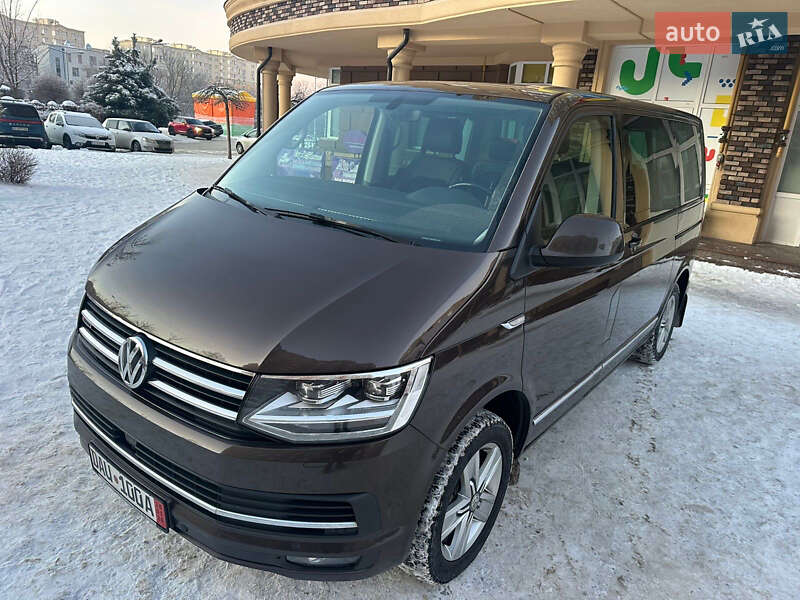 Минивэн Volkswagen Multivan 2017 в Киеве