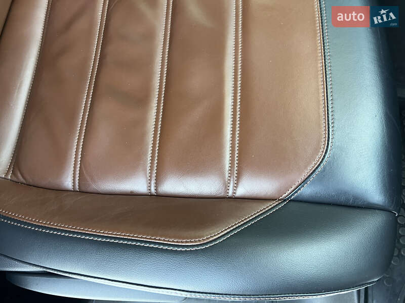 Минивэн Volkswagen Multivan 2020 в Киеве