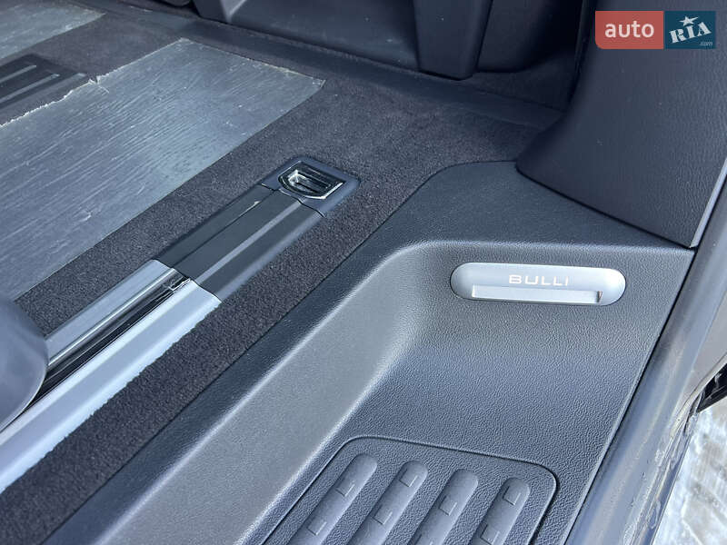 Минивэн Volkswagen Multivan 2020 в Киеве