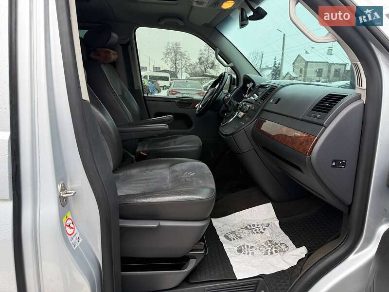 Минивэн Volkswagen Multivan 2011 в Киеве фото 13 Минивэн Volkswagen Multivan 2011 в Киеве