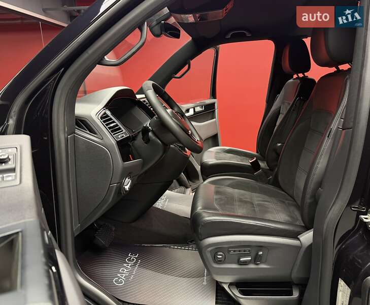 Минивэн Volkswagen Multivan 2019 в Киеве фото 26 Минивэн Volkswagen Multivan 2019 в Киеве