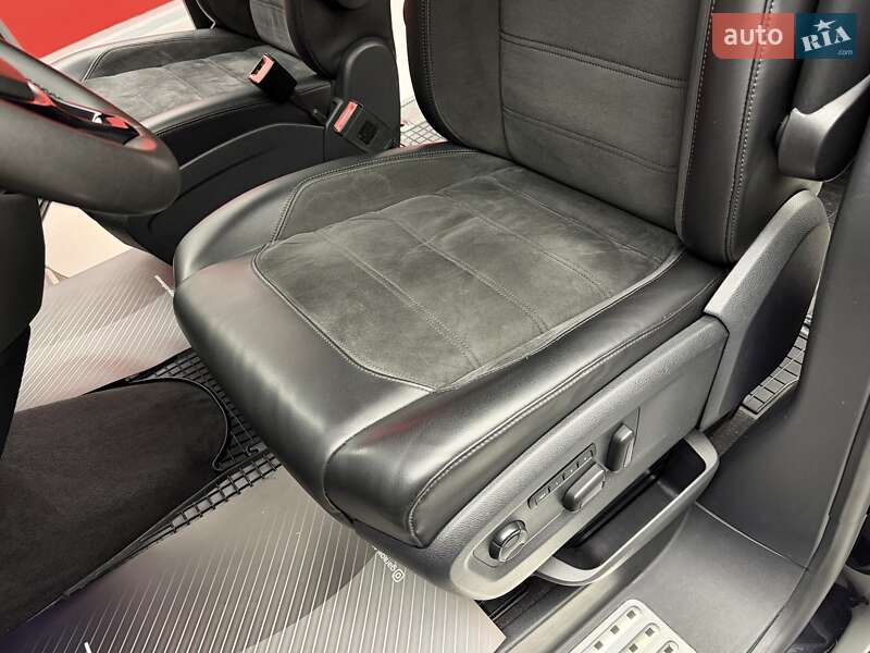 Минивэн Volkswagen Multivan 2019 в Киеве фото 28 Минивэн Volkswagen Multivan 2019 в Киеве