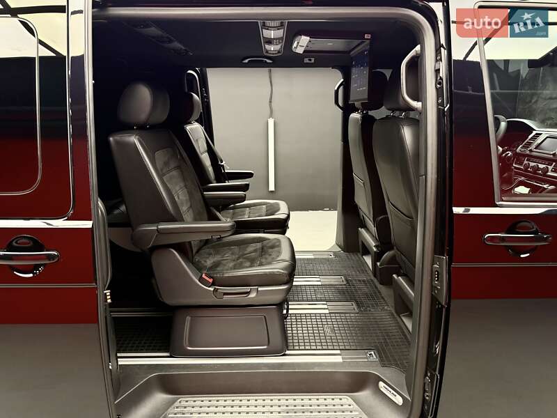 Минивэн Volkswagen Multivan 2019 в Киеве фото 47 Минивэн Volkswagen Multivan 2019 в Киеве