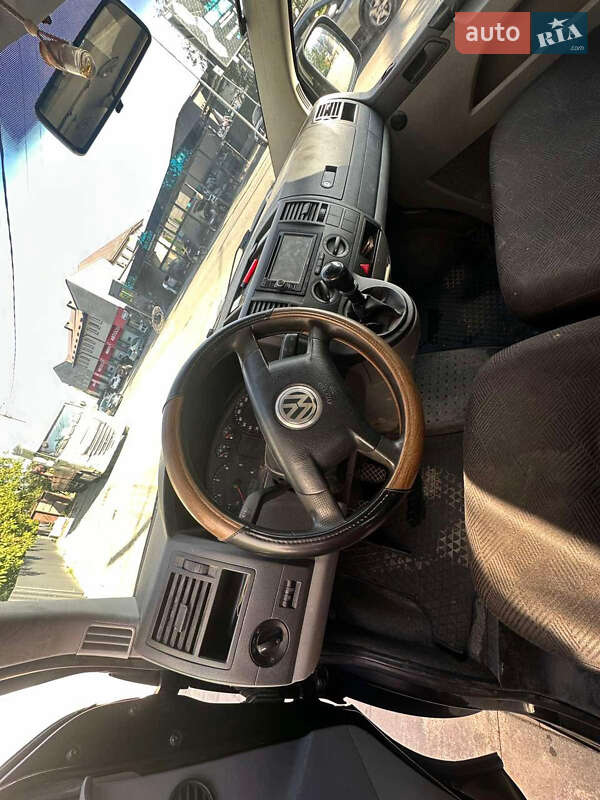 Минивэн Volkswagen Multivan 2005 в Ивано-Франковске