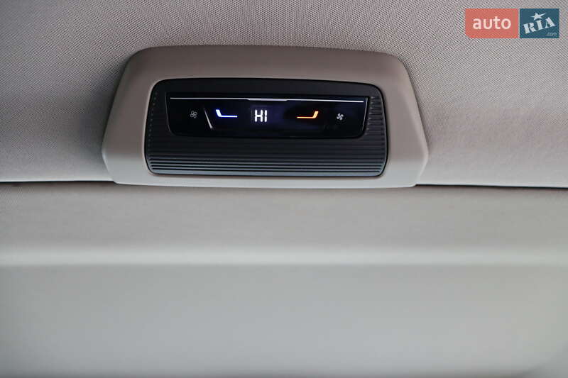 Минивэн Volkswagen Multivan 2024 в Львове фото 37 Минивэн Volkswagen Multivan 2024 в Львове