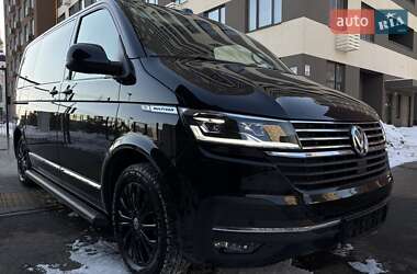 Минивэн Volkswagen Multivan 2021 в Киеве