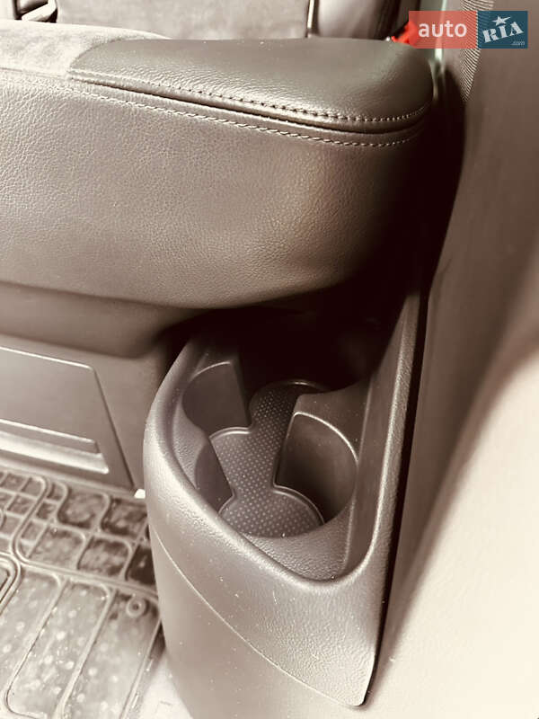 Минивэн Volkswagen Multivan 2014 в Одессе