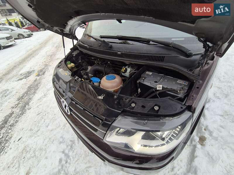 Минивэн Volkswagen Multivan 2014 в Киеве фото 14 Минивэн Volkswagen Multivan 2014 в Киеве