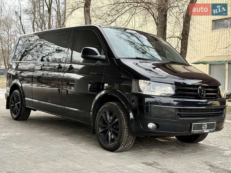 Минивэн Volkswagen Multivan 2015 в Днепре