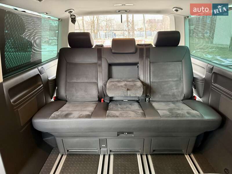 Минивэн Volkswagen Multivan 2015 в Днепре