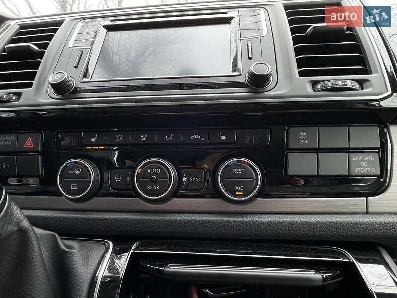Минивэн Volkswagen Multivan 2018 в Киеве фото 18 Минивэн Volkswagen Multivan 2018 в Киеве