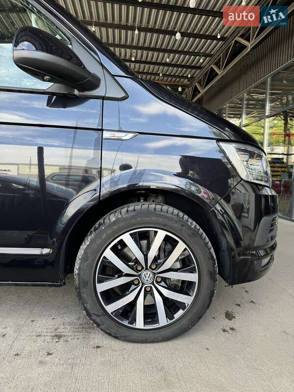 Минивэн Volkswagen Multivan 2015 в Черновцах