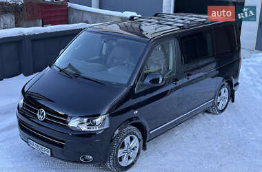 Мінівен Volkswagen Multivan 2015 в Києві