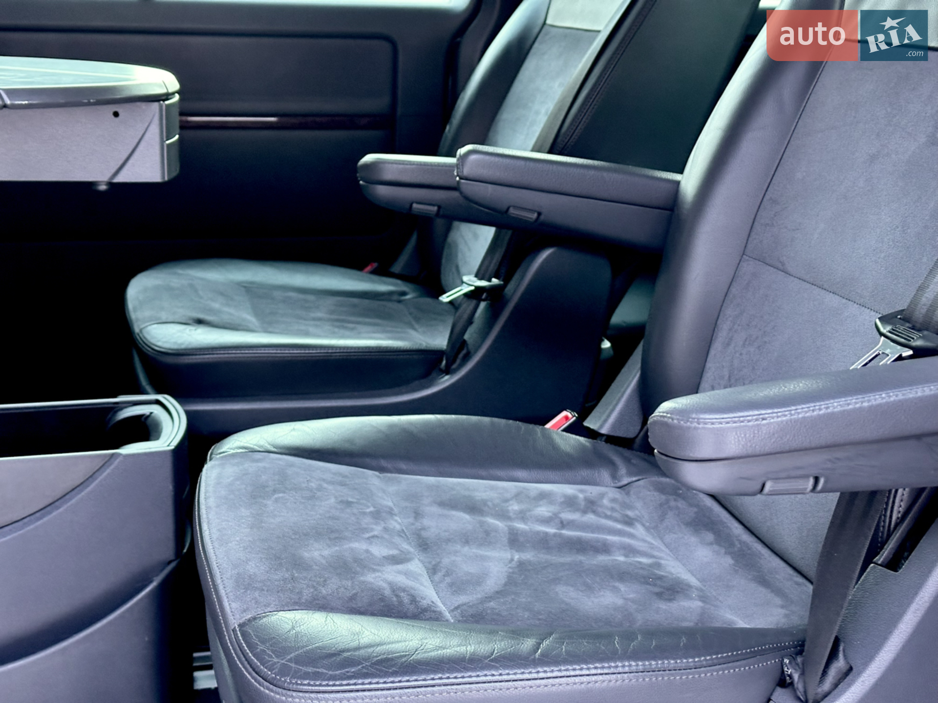 2011 Volkswagen Multivan - мініатюра 33