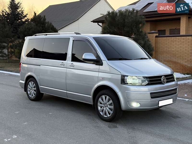 Минивэн Volkswagen Multivan 2013 в Днепре