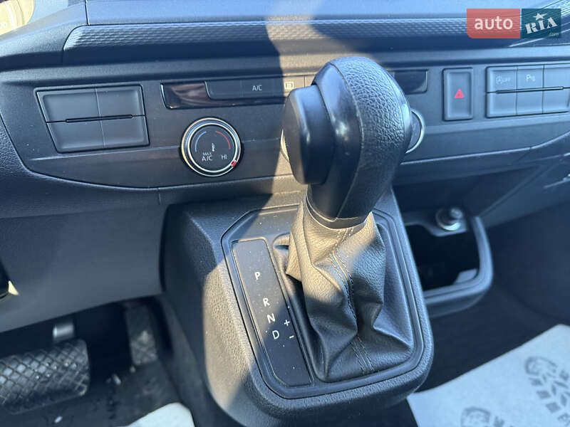 Минивэн Volkswagen Multivan 2020 в Житомире фото 22 Минивэн Volkswagen Multivan 2020 в Житомире