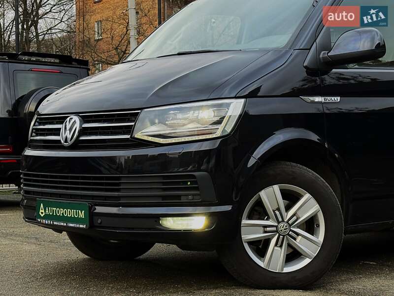 Минивэн Volkswagen Multivan 2018 в Киеве