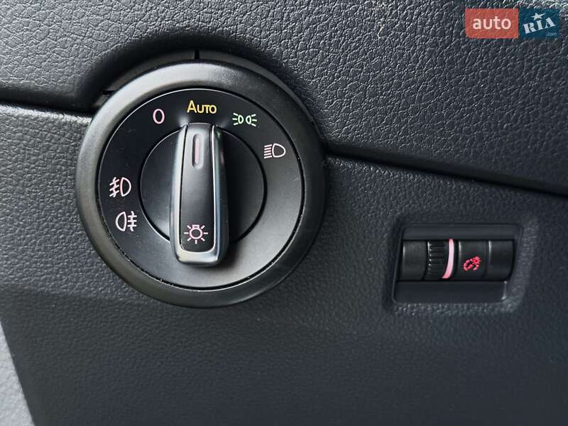 Минивэн Volkswagen Multivan 2018 в Киеве