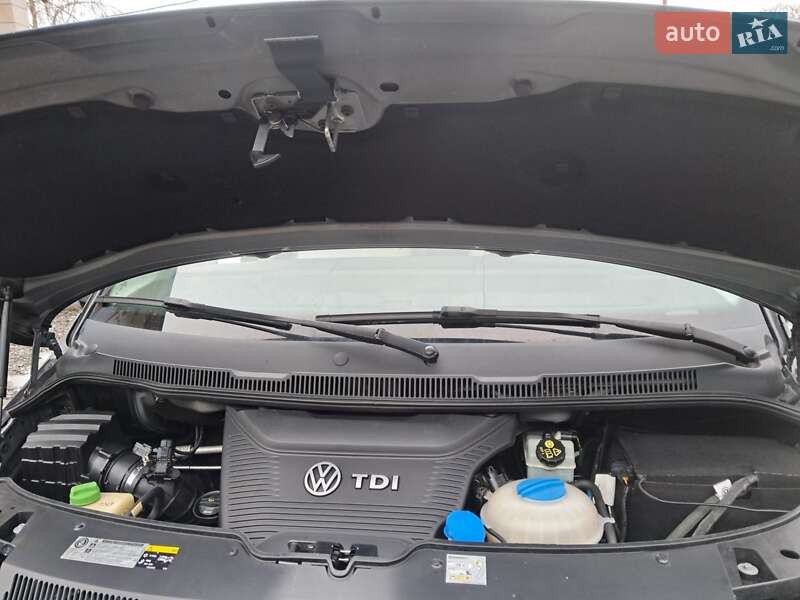 Минивэн Volkswagen Multivan 2016 в Хусте фото 34 Минивэн Volkswagen Multivan 2016 в Хусте