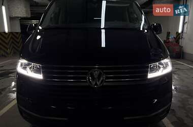 Мінівен Volkswagen Multivan 2022 в Києві