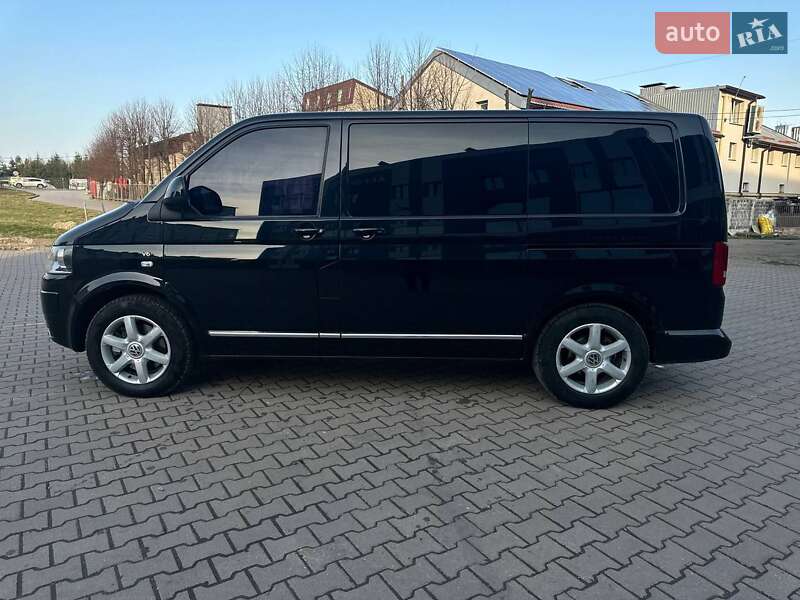Минивэн Volkswagen Multivan 2011 в Ивано-Франковске