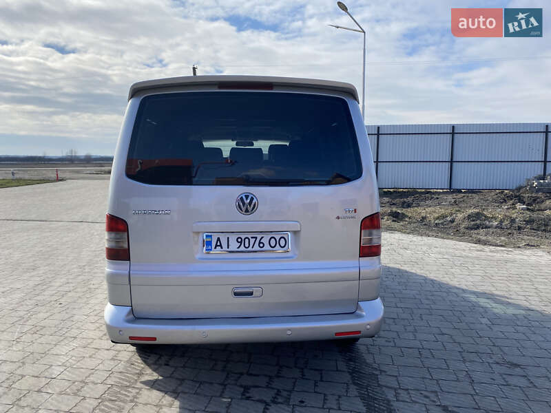 Минивэн Volkswagen Multivan 2006 в Львове