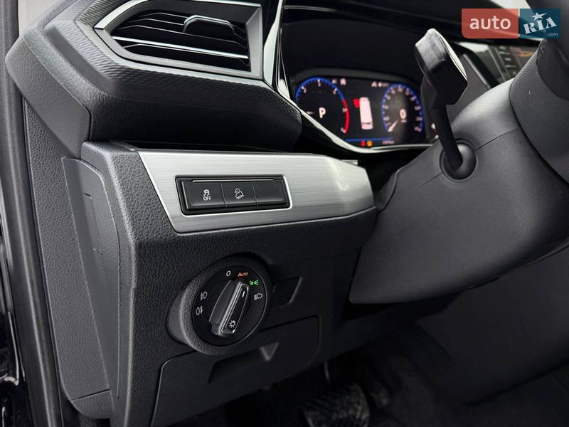 Минивэн Volkswagen Multivan 2019 в Киеве