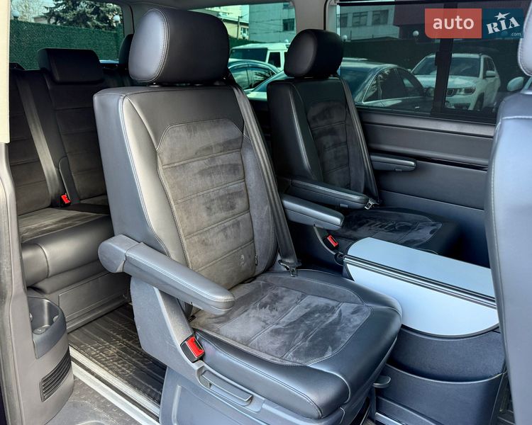 Минивэн Volkswagen Multivan 2019 в Киеве