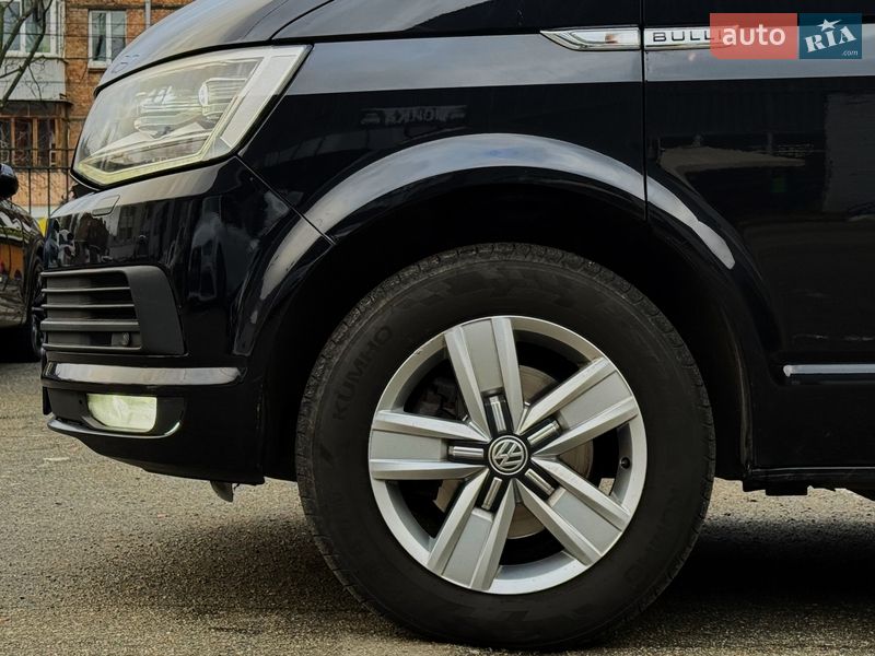 Минивэн Volkswagen Multivan 2018 в Киеве