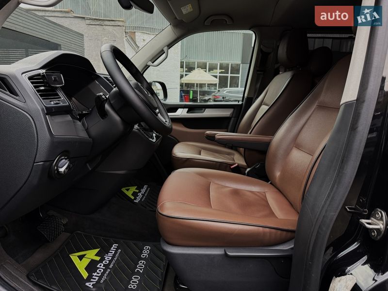 Минивэн Volkswagen Multivan 2018 в Киеве