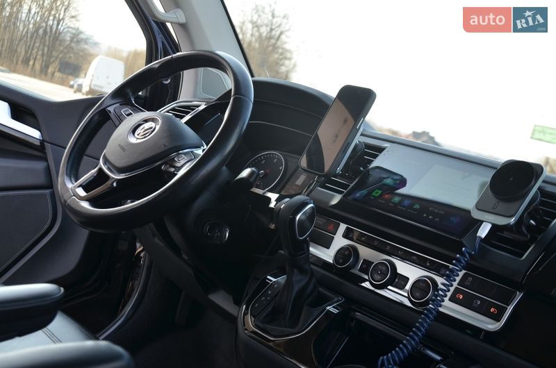 Мінівен Volkswagen Multivan 2016 в Дрогобичі