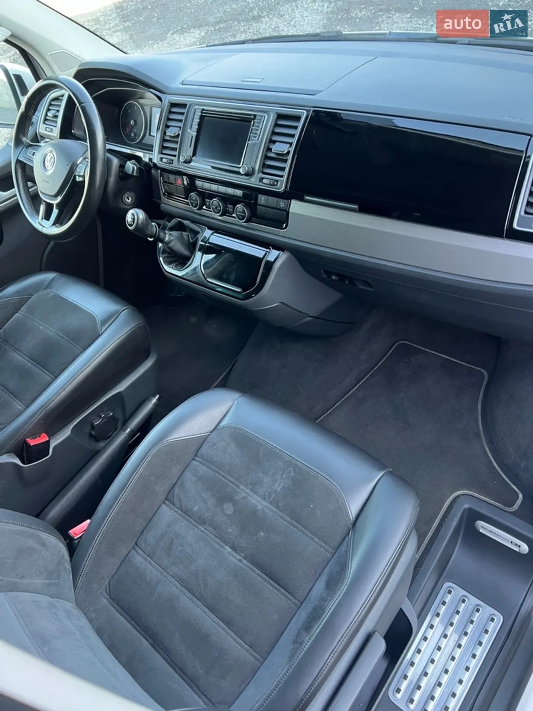 2017 Volkswagen Multivan - мініатюра 16