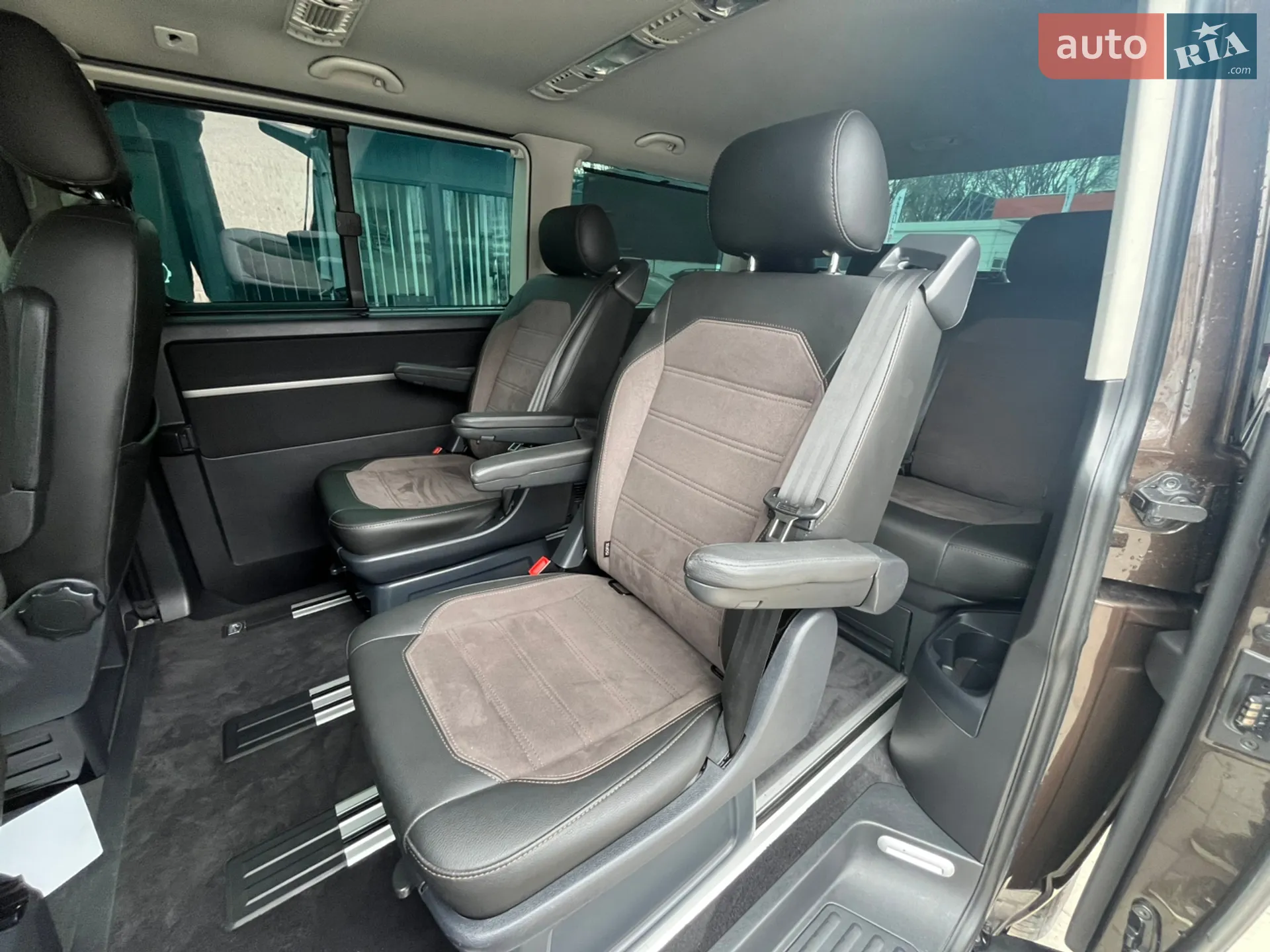 2017 Volkswagen Multivan - мініатюра 17