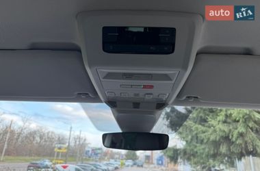 Минивэн Volkswagen Multivan 2023 в Киеве