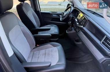 Минивэн Volkswagen Multivan 2023 в Киеве