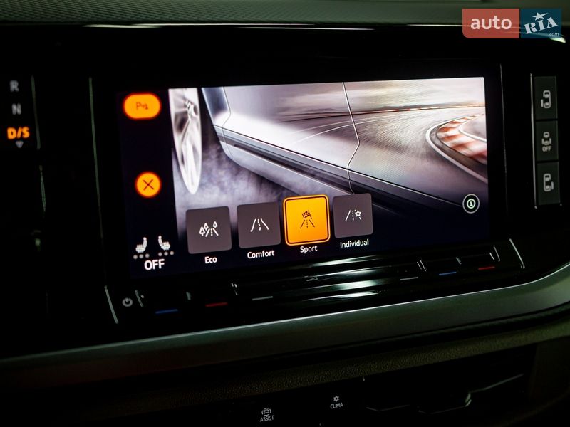 Минивэн Volkswagen Multivan 2022 в Черновцах