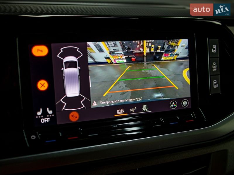 Минивэн Volkswagen Multivan 2022 в Черновцах