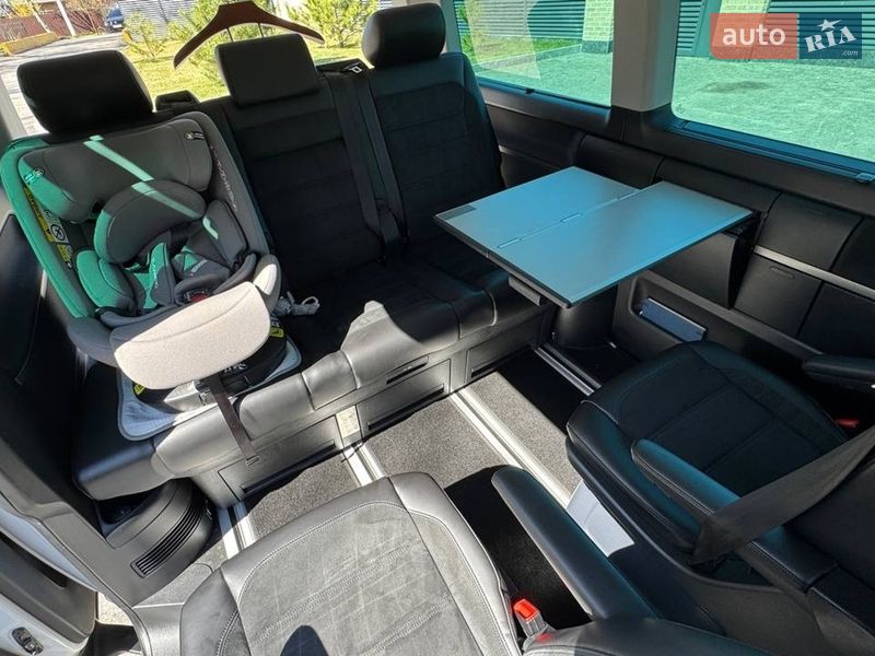 Мінівен Volkswagen Multivan 2016 в Хмельницькому