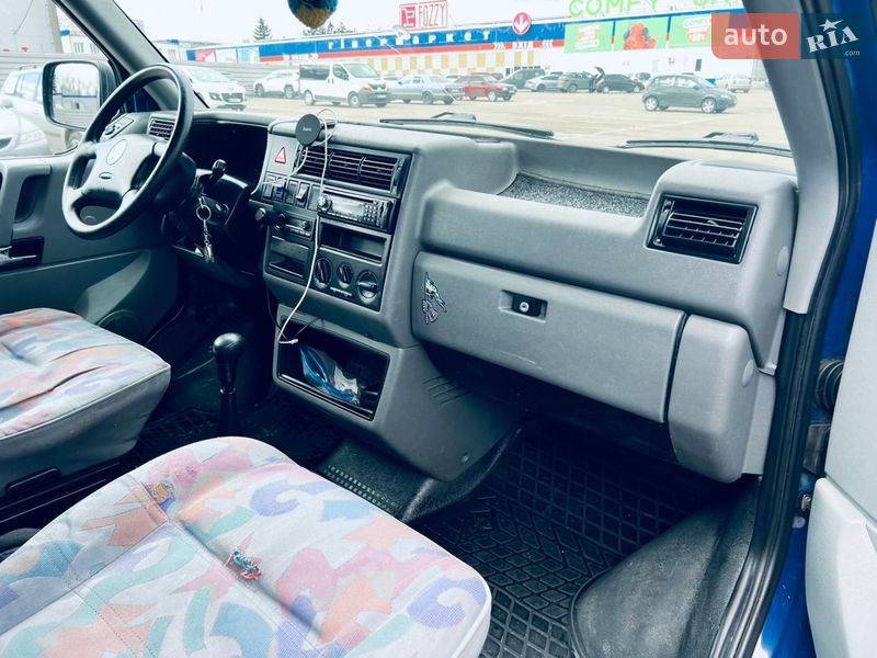 Минивэн Volkswagen Multivan 2002 в Ровно фото 7 Минивэн Volkswagen Multivan 2002 в Ровно