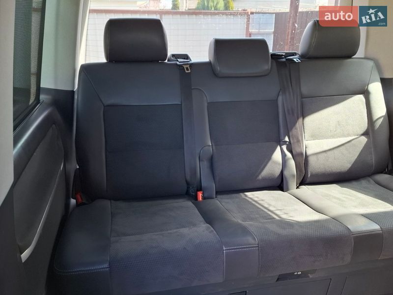 Минивэн Volkswagen Multivan 2011 в Киеве фото 22 Минивэн Volkswagen Multivan 2011 в Киеве